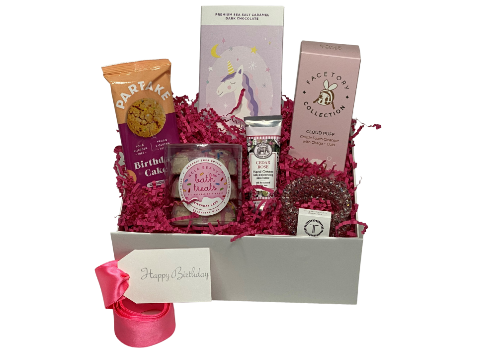 Vilvah's gift set for her | Luxury skincare product kit for women | Beauty  secret temptation gift hamper for her | Rejuvenating hair-care and skin-care  products